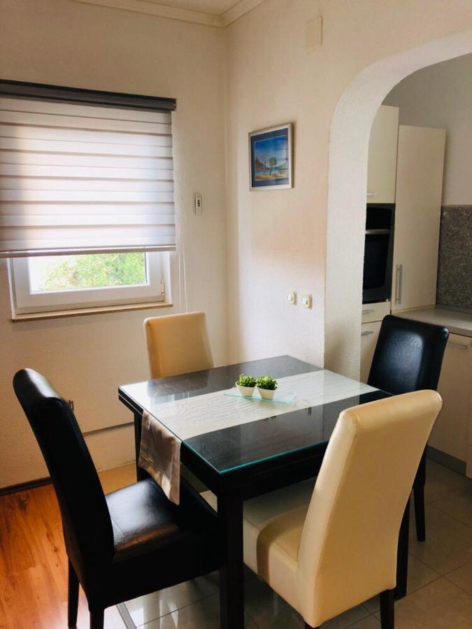 Apartman Stevic ピサック エクステリア 写真